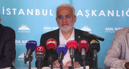 Zekeriya Yapıcıoğlu İstanbul’da uyardı: 43 yıllık darbe anayasası değişir mi?