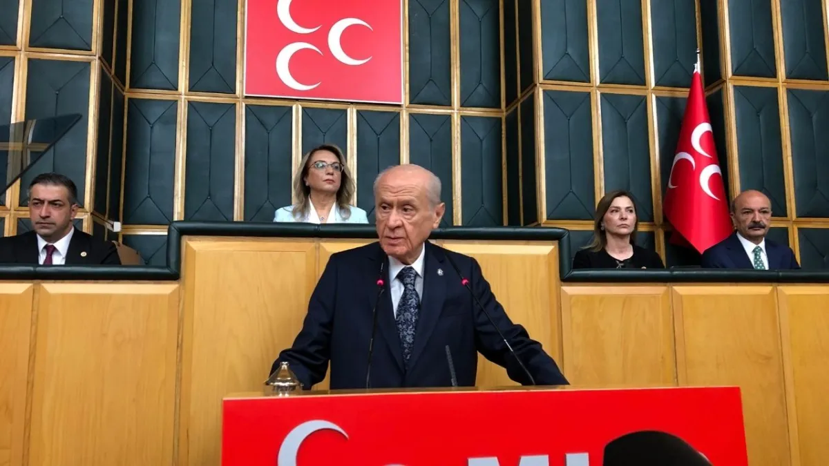 Bahçeli’den çarpıcı çıkış: “Çocuk suçları ve cezasızlık algısı Türkiye için büyük tehdit” haberinin görseli