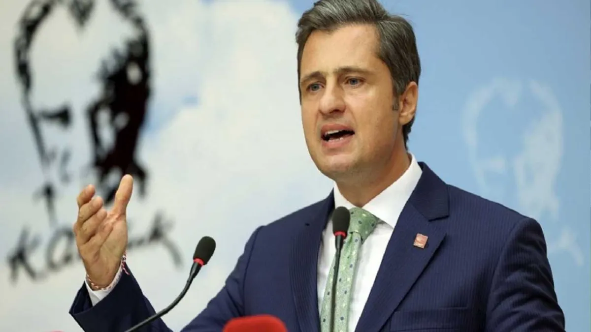 Deniz Yücel’den Ömer Çelik’e sert yanıt:Cesaretiniz varsa getirin sandığı haberinin görseli