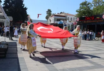 Foça'da Kurtuluş coşkusu