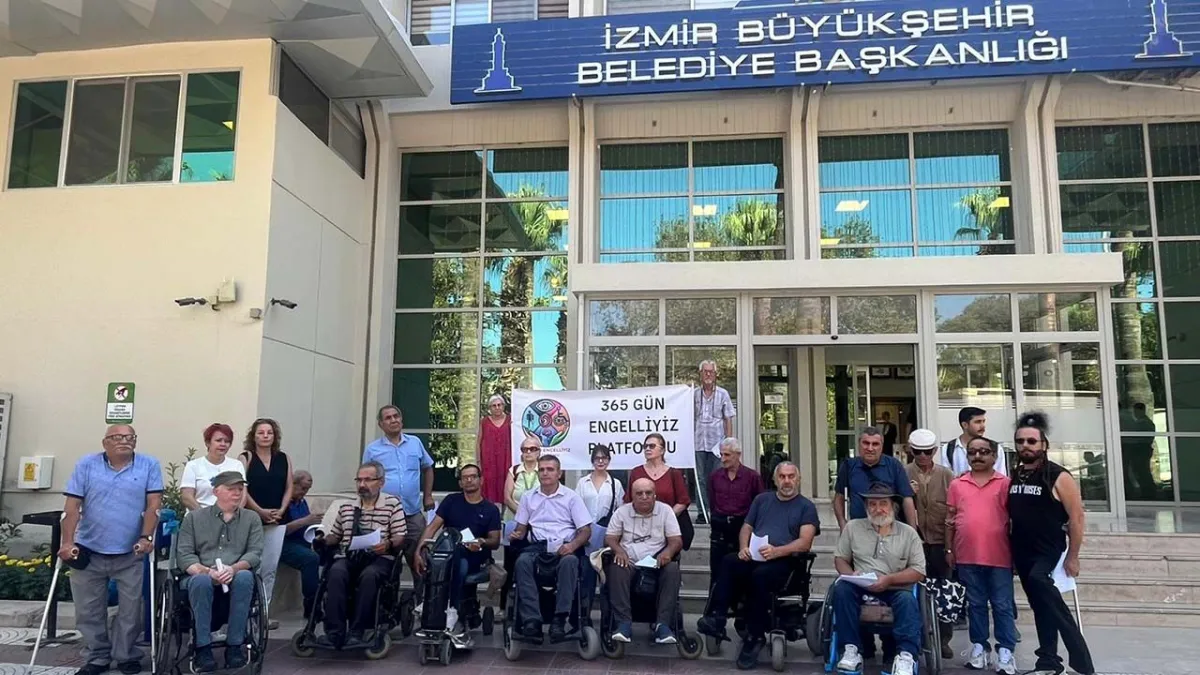 İzmir’de engelliler taleplerini dile getirdi haberinin görseli