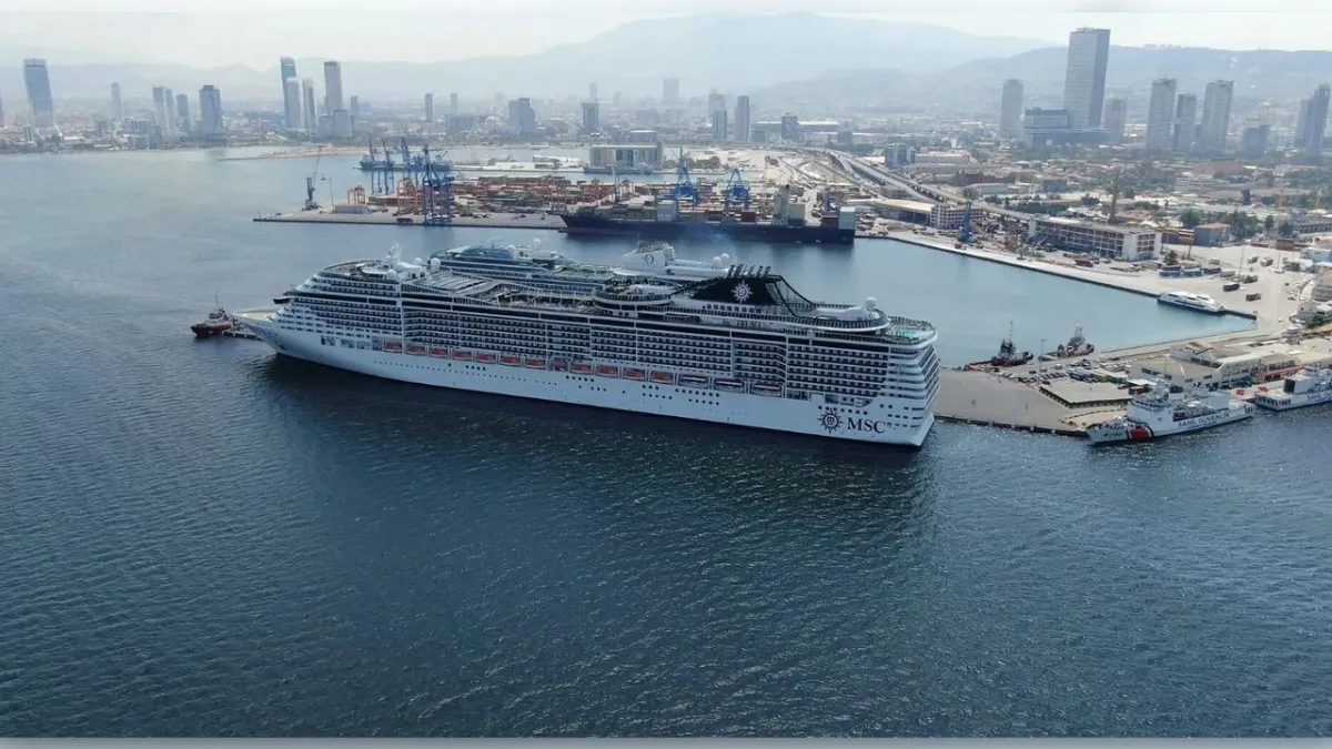 İzmir kruvaziyer turizminde alarm veriyor haberinin görseli