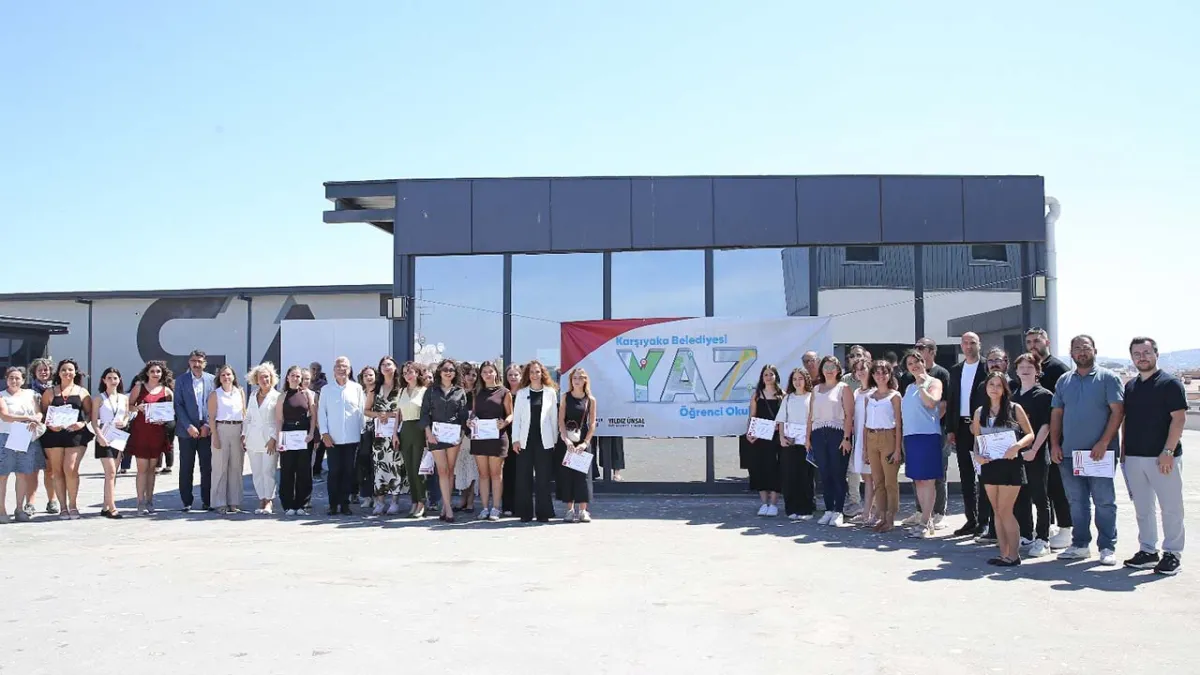 Karşıyaka’da gençlerle geleceğe yatırım: 4'üncü Öğrenci Yaz Okulu tamamlandı haberinin görseli