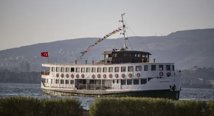 Körfez’in emektarı Bergama Vapuru yeniden seferde