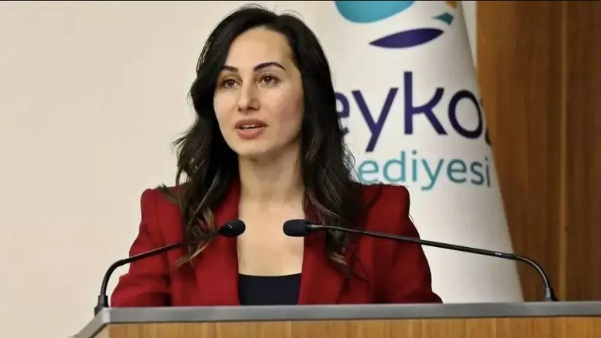 CHP&#039;de 2. Özlem vakası! Beykoz Belediye Başkanvekili Özlem Vural Gürzel Ak Parti&#039;ye geçiyor! haberinin görseli