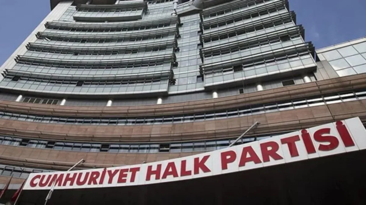 CHP İstanbul’da kritik gelişme: Gürsel Tekin’in kayyum görevi sona mı eriyor? haberinin görseli