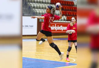 Göztepe kadın hentbol ilk kez evinde sahaya çıkıyor