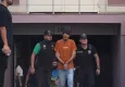 İzmir Balçova'daki polis merkezine yönelik saldırıyla ilgili yakalanan 10 şüpheli adliyeye sevk edildi