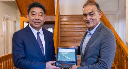 İzmir ile Çin arasında deniz ulaşımında stratejik iş birliği başlıyor