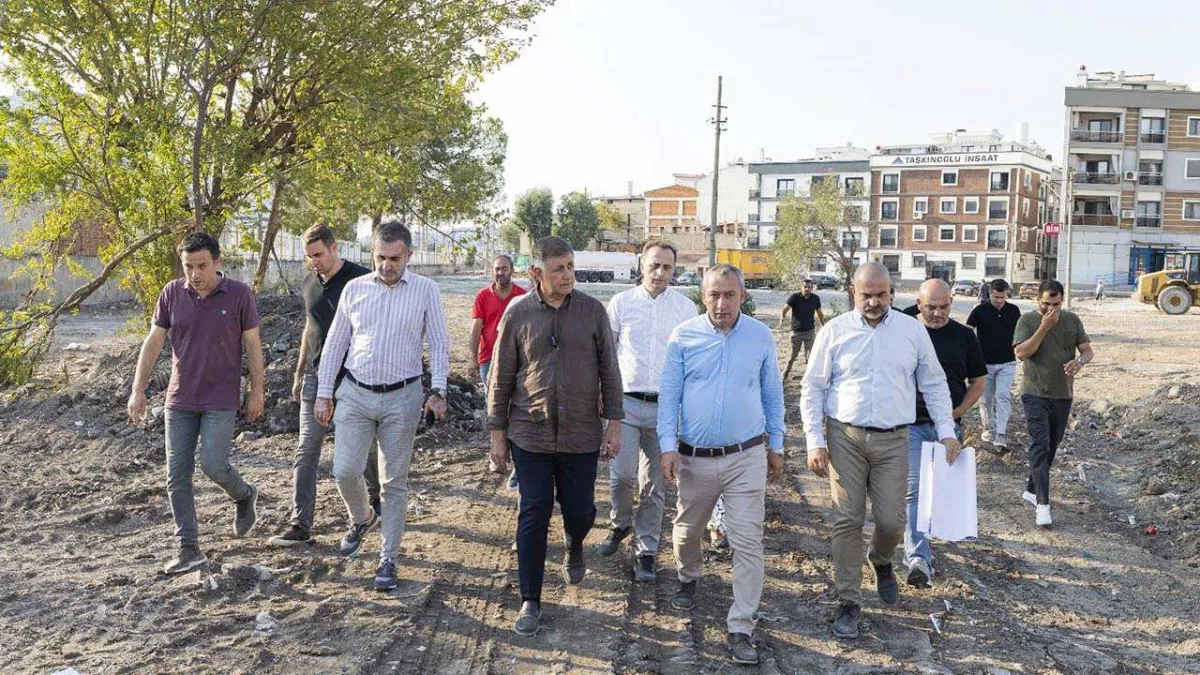 Karşıyaka’da kesintisiz ulaşım için dev adım: Yeni yol ve taşıt köprüsü geliyor haberinin görseli