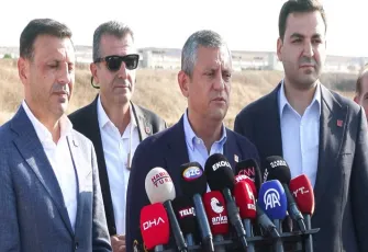 Özel, İmamoğlu duruşmasını takip etti