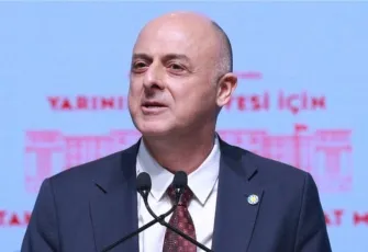 Özlale’den 12 Eylül anması: Ülkenin üzerine çökmüş en büyük karanlık