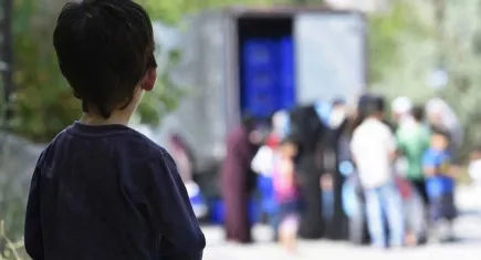 Aktivist Foggo: Okul üniforması alamayan çocuklar okula gidemiyor