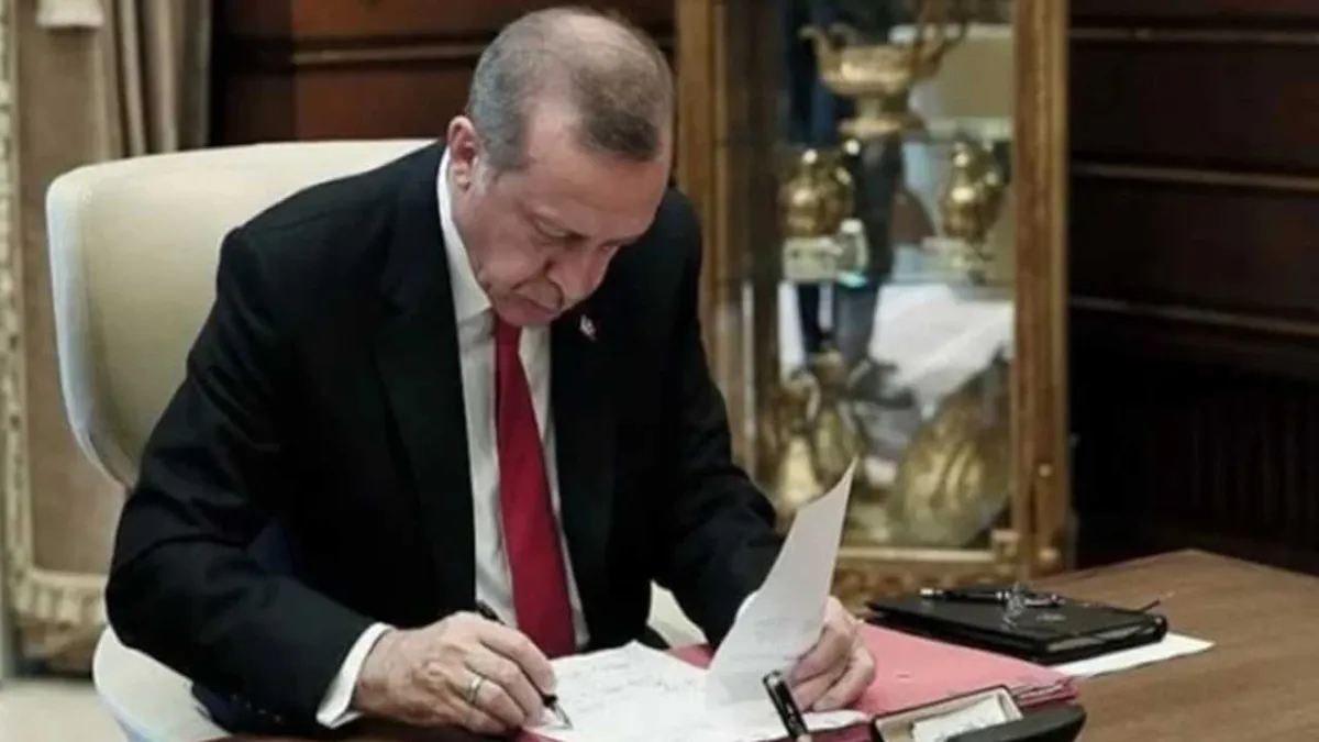 Bakanlıklarda çok sayıda görev değişikliği! haberinin görseli