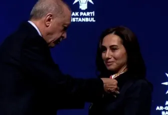 CHP'li belediye başkanı partiden kaçıyor: Beykoz Belediye Başkanvekili Özlem Vural Gürzel Ak Parti'ye geçti!
