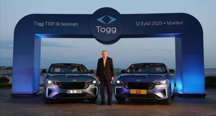 Cumhurbaşkanı Erdoğan, TOGG’un yeni modeli T10F’yi teslim aldı! İşte ilk sürüşten detaylar