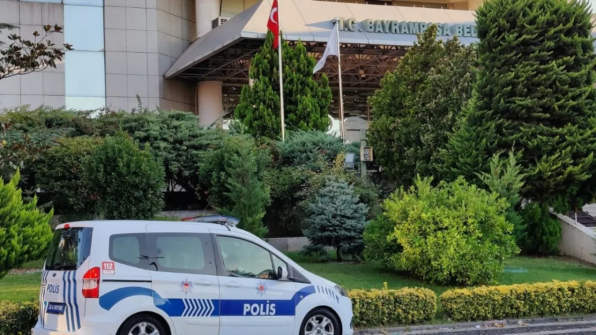 İBB soruşturması Bayrampaşa&#039;ya sıçradı: Bayrampaşa Belediye Başkanı Hasan Mutlu Gözaltında! haberinin görseli