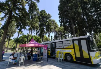 İzmir Büyükşehir Belediyesi'nden engelli yurttaşlara mobil istihdam desteği