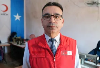 Somali’de Türk Kızılayı mucizesi: Günde 3 bin 500 kişiye sıcak yemek ve kadın mahkumlara hayat dersi