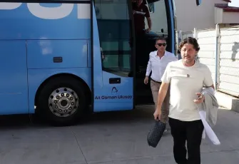 Trabzonspor, Fenerbahçe maçı öncesi İstanbul’a uçtu: 5 isim yarın yok