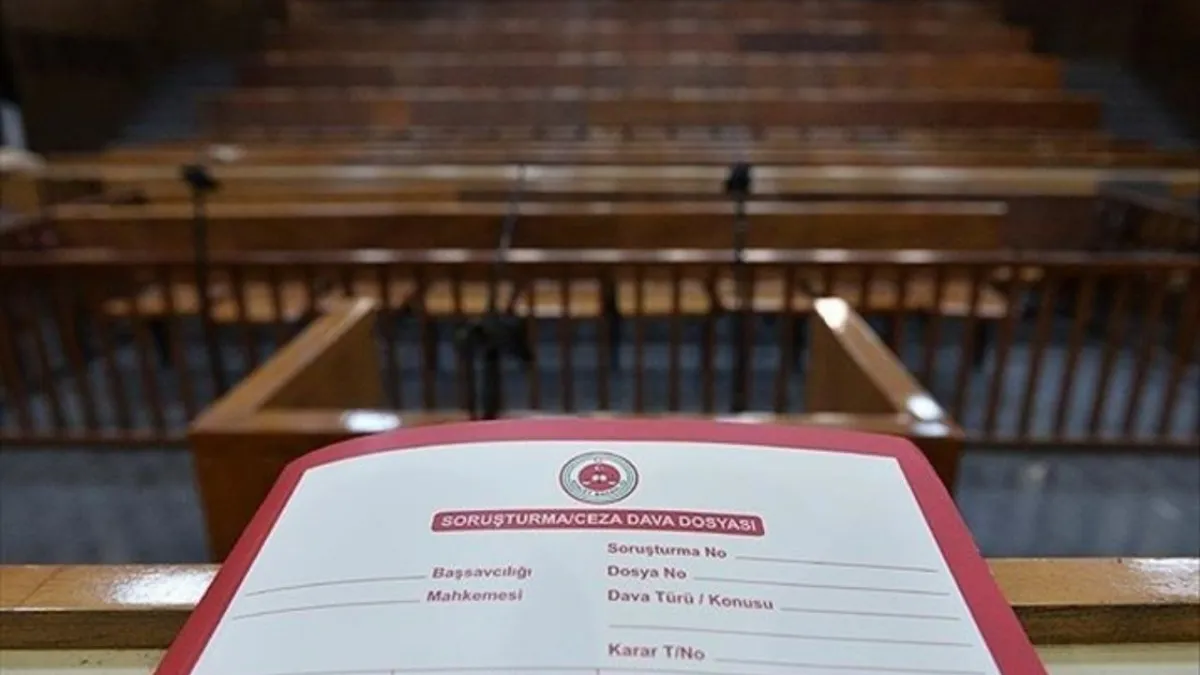 Yargıtay’dan şok karar! Arkadaşını bağlayıp kilitleyen sanığa 2 yıl hapis haberinin görseli