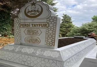 Bahçeli, Ferdi Tayfur'un mezarını yaptırdı