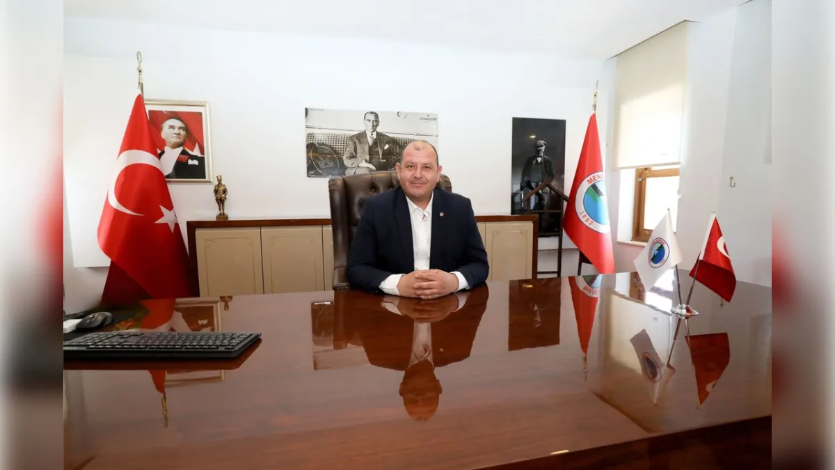Başkan Çiçek’ten çöp krizi açıklaması haberinin görseli