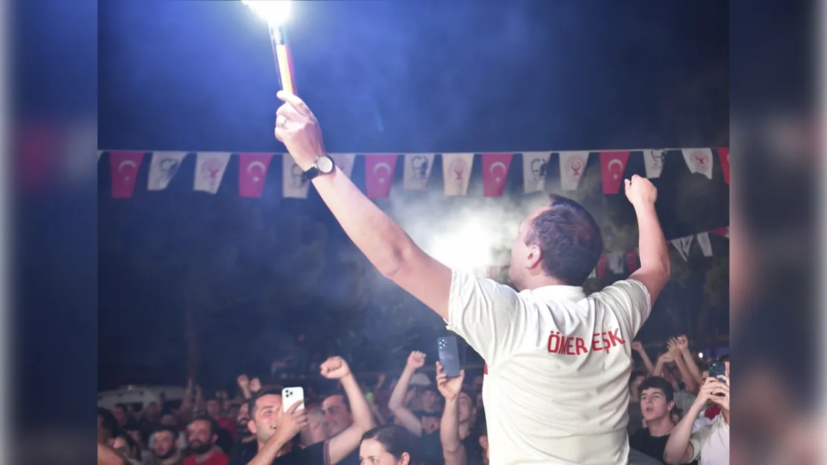 Bornova’da final heyecanı: 12 Dev Adam için buluşacaklar!  haberinin görseli