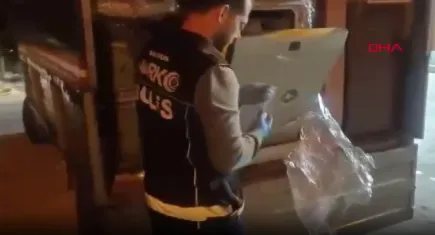 Bulaşık makinesine gizlenmiş 53 bin 760 sentetik ecza hap ele geçirildi