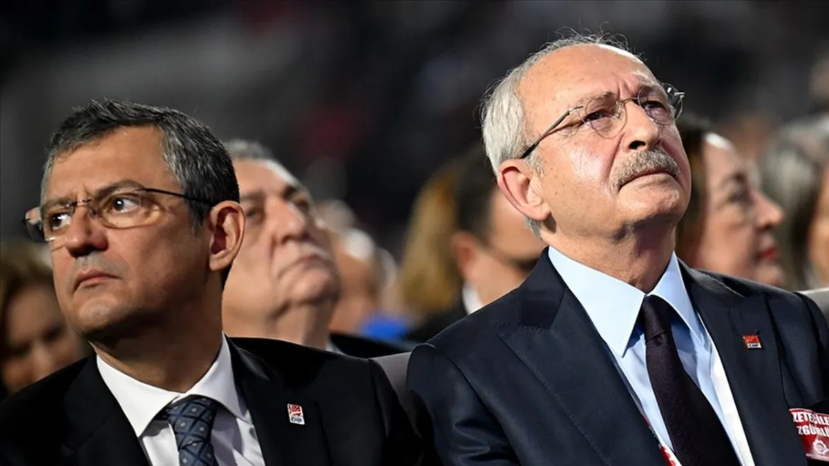 CHP&#039;de neler oluyor? Dünden bugüne adım adım gelişmeler haberinin görseli
