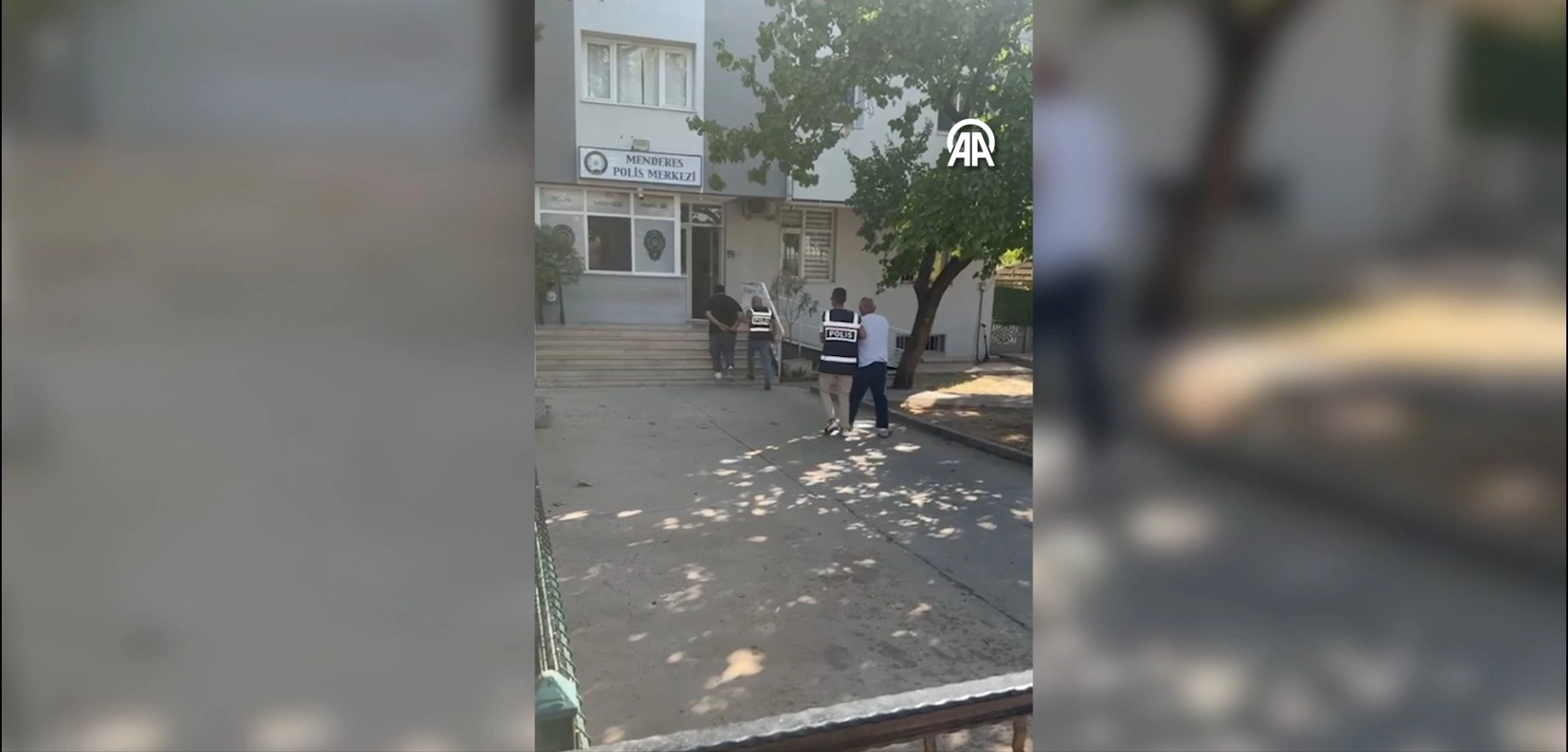 İzmir&#039;de firari 2 hükümlü hobi bahçesinde yakalandı başlıklı video haberin görseli