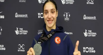 Milli boksör Büşra Işıldar, dünya ikincisi oldu