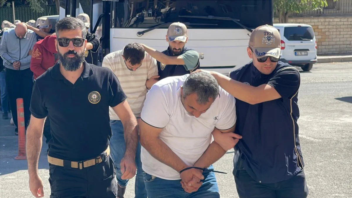Şanlıurfa merkezli DEAŞ operasyonu: 10 kişi tutuklandı haberinin görseli