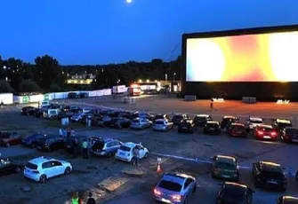 Arabada sinema keyfi: Hayalet Avcıları başlıyor