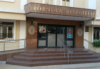 Bornova’da zeytinlikler rant uğruna mı feda ediliyor? Milletvekili Kaya’ya Bornova Belediyesi'nden sert tepki!