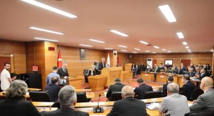 CHP'de yaprak dökümü devam ediyor: Meclis üyesi istifa etti!