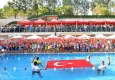 Çiğli’de yüzme heyecanı: 409 kursiyer geleneksel şenlikte yüzme becerilerini sergiledi