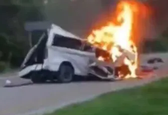 Minibüs ile TIR'ın çarpıştı: 15 ölü