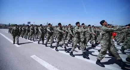 MSB’den büyük fırsat: Uzman erbaş ve sözleşmeli er alımı başvuruları başladı!