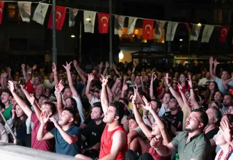 Türkiye-Almanya EuroBasket 2025 finali dev ekrandan izlendi