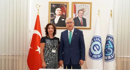 Türkiye’de bir ilk: Ege Üniversitesi’nden kök hücreyle gözde devrim niteliğinde proje