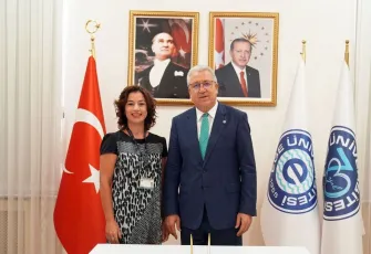 Türkiye’de bir ilk: Ege Üniversitesi’nden kök hücreyle gözde devrim niteliğinde proje