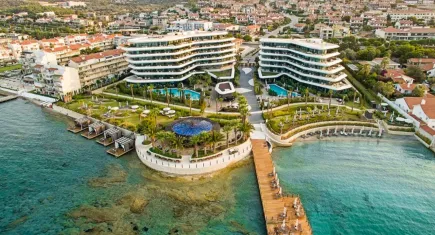 Çeşme Çevre Derneği: "Reges Oteli Rezidansa Dönüştürülmesin!"