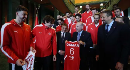 Cumhurbaşkanı Erdoğan’dan A Milli Erkek Basketbol Takımı'na Tebrik