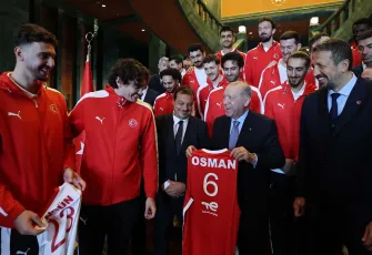 Cumhurbaşkanı Erdoğan’dan A Milli Erkek Basketbol Takımı'na Tebrik