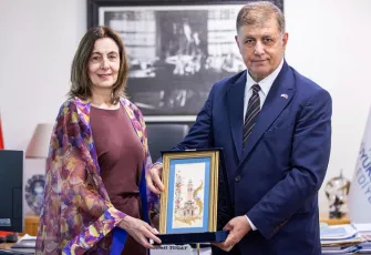 Arjantin Başkonsolosu Vivas, Başkan Tugay’ı ziyaret etti
