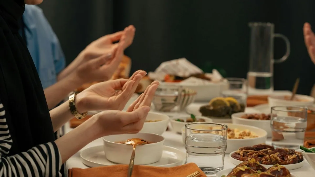 Üç Aylar Ne Zaman Başlıyor? İlk Sahur Hangi Tarihte? 2026 Ramazan Bayramı Tatili Kaç Gün Olacak? haberinin görseli