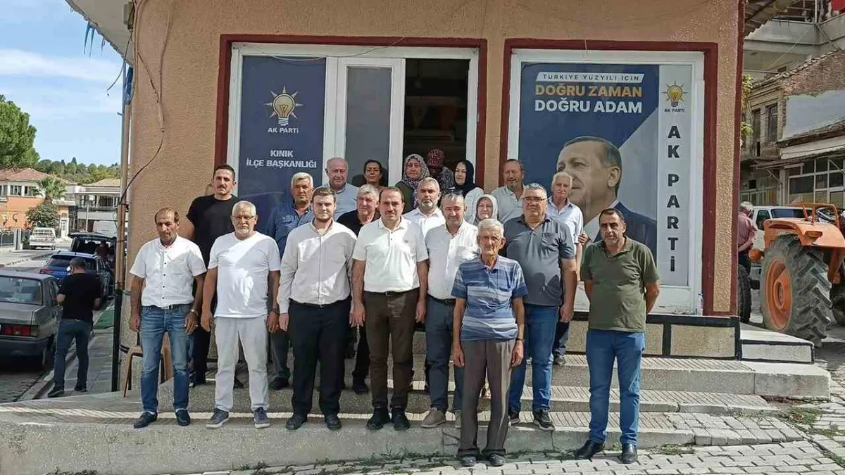 AK Partili Kırkpınar’dan CHP lideri Özel’e: Önce İzmir’in çöpünü temizleyin haberinin görseli