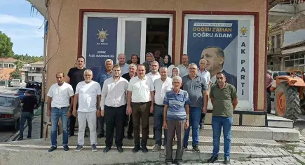 AK Partili Kırkpınar’dan CHP lideri Özel’e: Önce İzmir’in çöpünü temizleyin