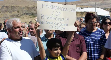 Çiğli halkından Harmandalı protestosu: Yargı kararına uyun